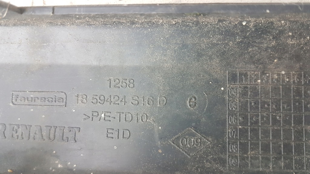 фото №3, Молдинг бампера правий перед do renault clio iii 1859424s16d