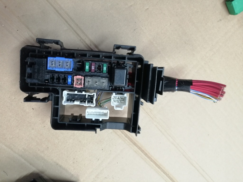 фото №1, Корпус предохранителей kadjar x-trail qashqai j11