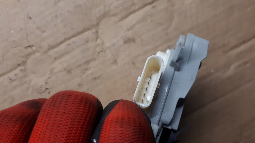 фото №10, S4 b8 a4 замок дверь правый задняя задний 5 pin a5 s5