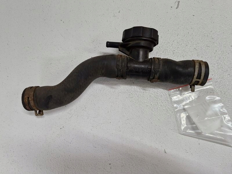 фото №1, Chevrolet hhr 2.4 b заливна горловина труба шланг радіатора wody 10344426