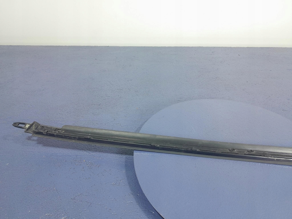 Mercedes gle w167 молдинг стекло перед передняя левая a1676900900 992 в Украине