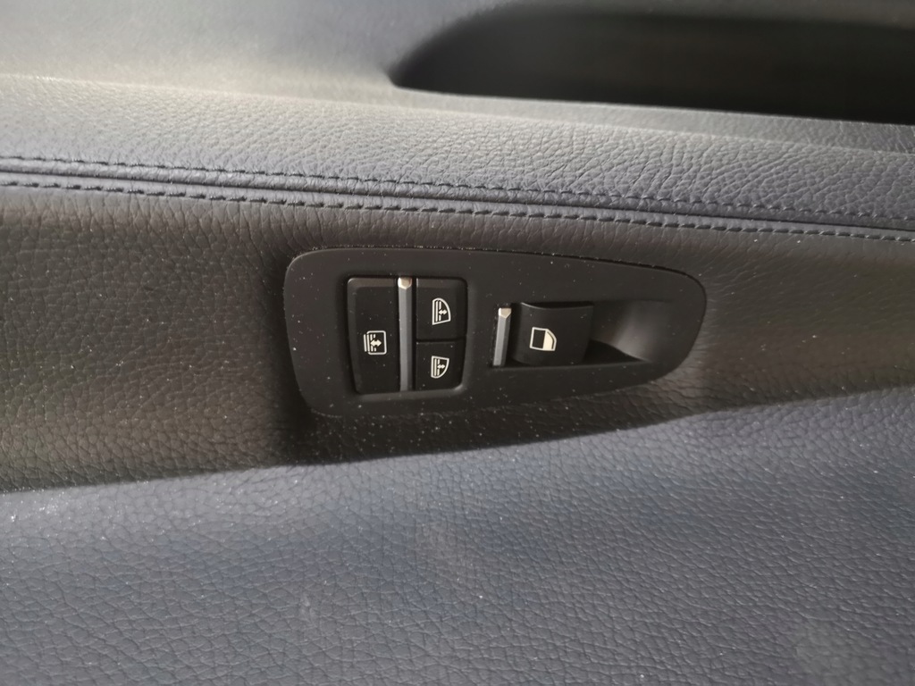 фото №7, Bmw 5 gt f07 обшивка дверь кожа