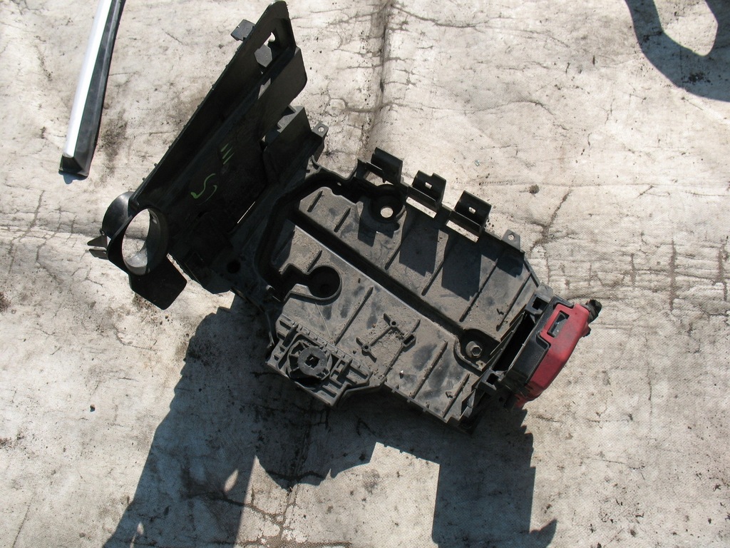 фото №1, Основание аккумулятор citroen c5 iii x7 1.6 hdi