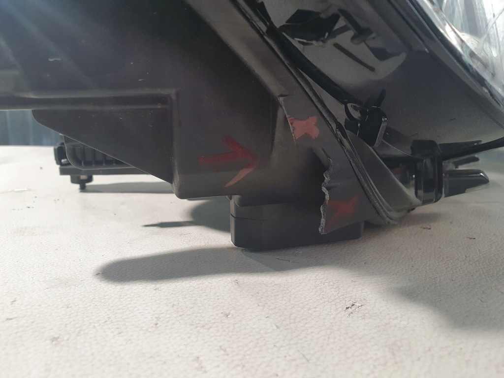 фото №9, Лампа фара правый перед vw touran 5tb обычная