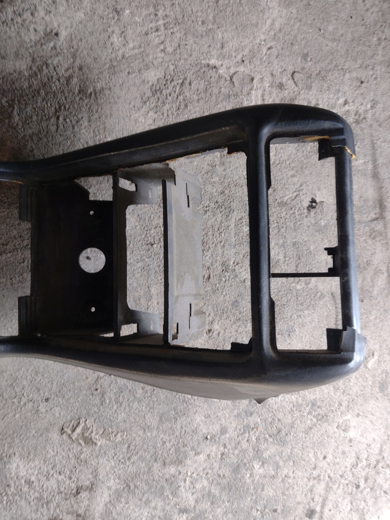 фото №9, Mercedes w123 тунель середній