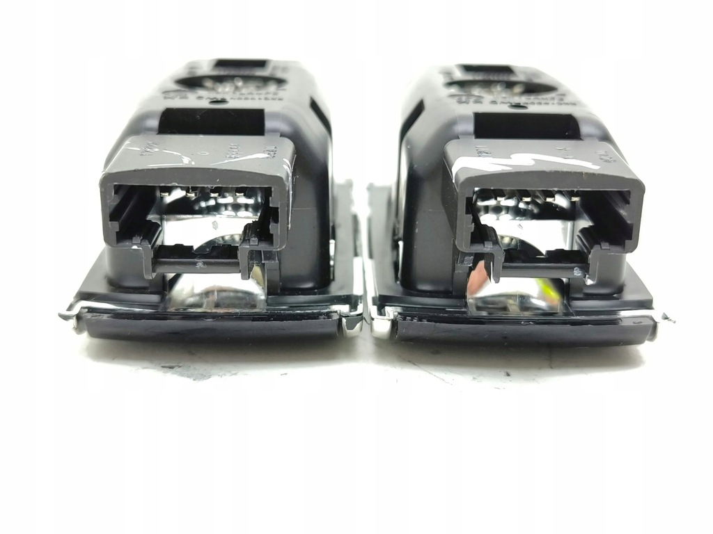 фото №8, Peugeot 308 2017 комплект лампа потолочный задняя