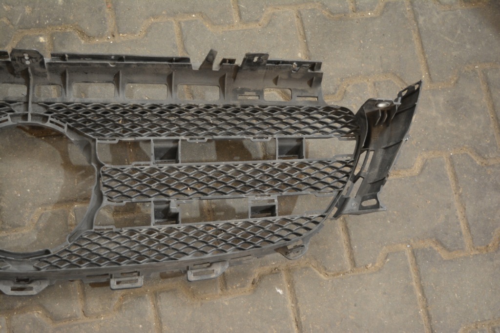 Mercedes benz e klasa w213 решітка радіатора, решітка радіатора a2138880123 Оригінал