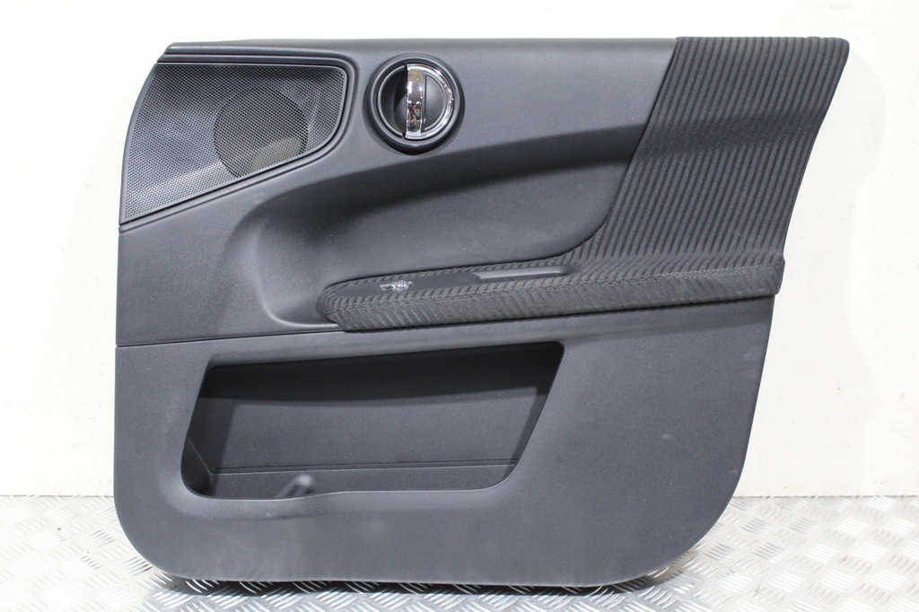 фото №1, Обшивка дверь правый перед mini countryman f60