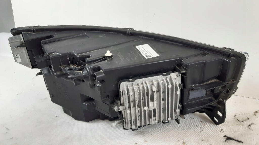 фото №8, Volvo xc40 лампа левая перед 32133573