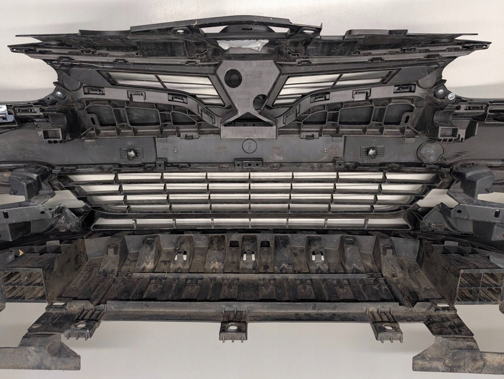 Бампер перед renault megane 3 рестайлинг  2013-2016 Недорого