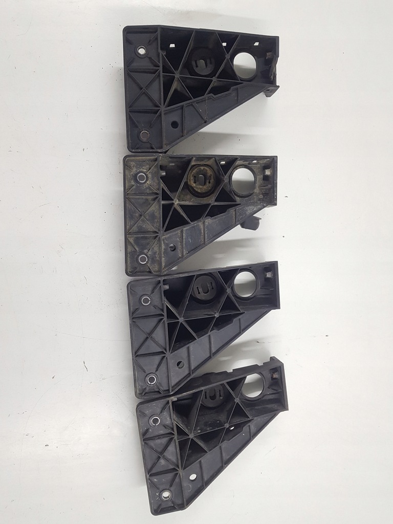 фото №4, Chrysler 200 2015- element кріпильний правий