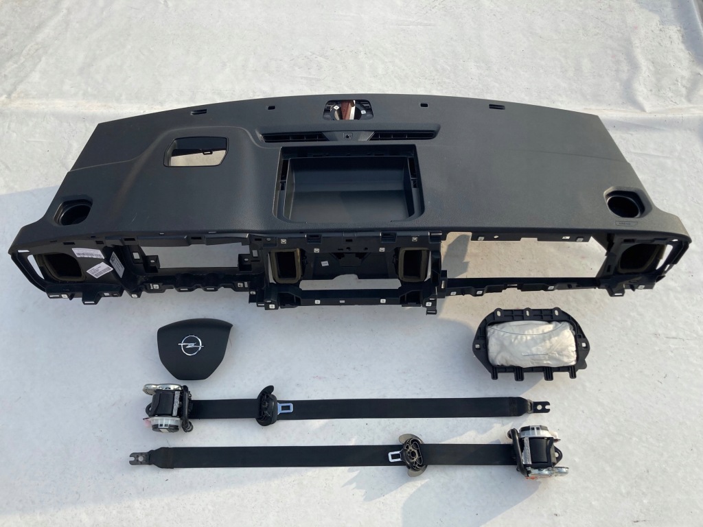 фото №1, Opel zafira life приборная панель приборная панель консоль подушки безопасности pas