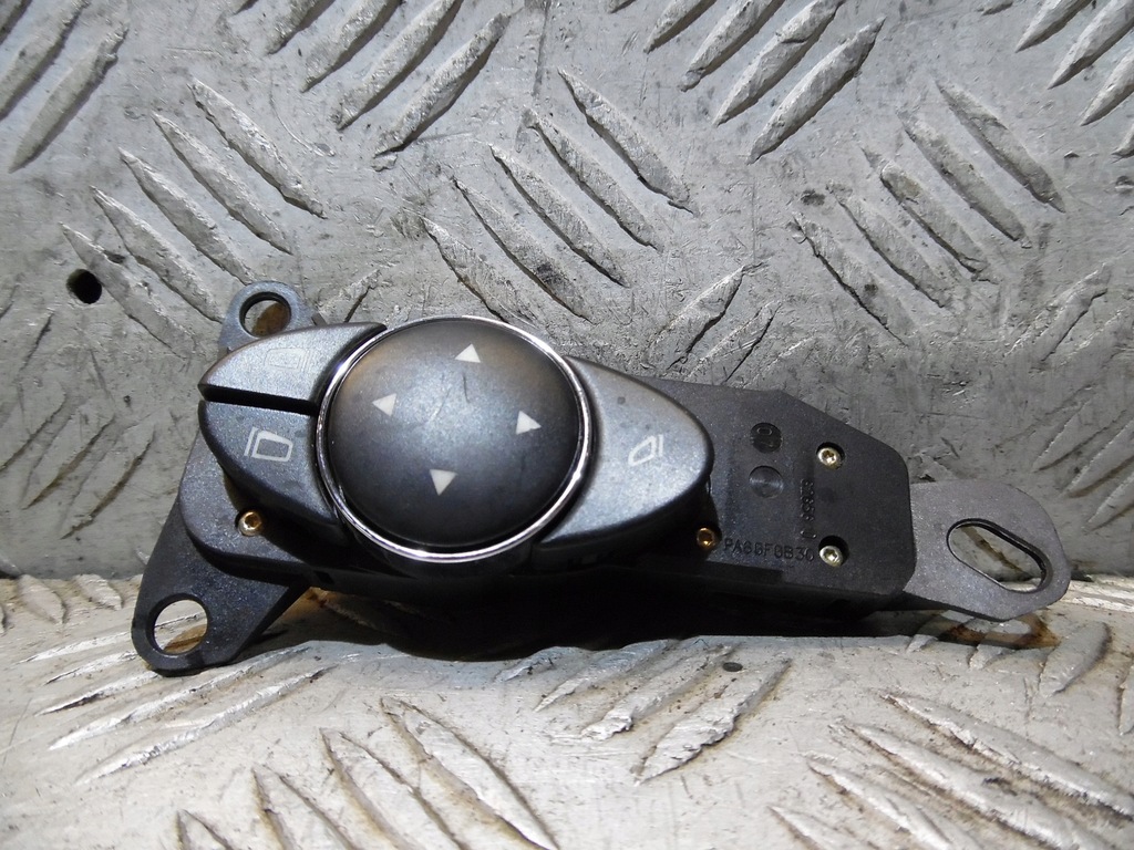 фото №1, Переключатель регулировки зеркал mercedes e-klasa