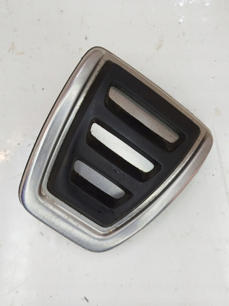 Купить Накладка педали сцепления vw passat b8 5q0721601a