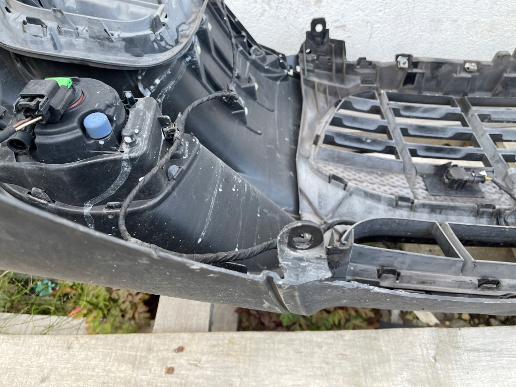 B1 porsche macan s 2015 бампер перед kompletny pdc 95b807221a a1 041 Недорого