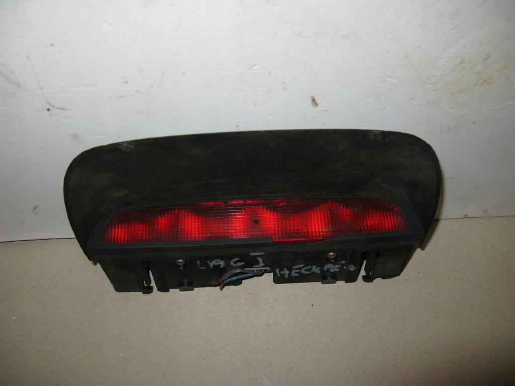 Купити Світло стоп-сигнал ліхтар кришки renault оригінальний номер 7700847097