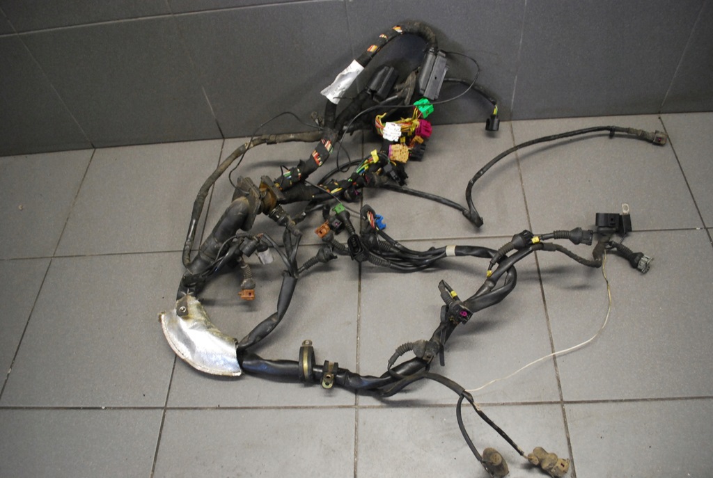 фото №10, Жгут двигателя audi a8 d2 2.8 amx eu 4d1971713db