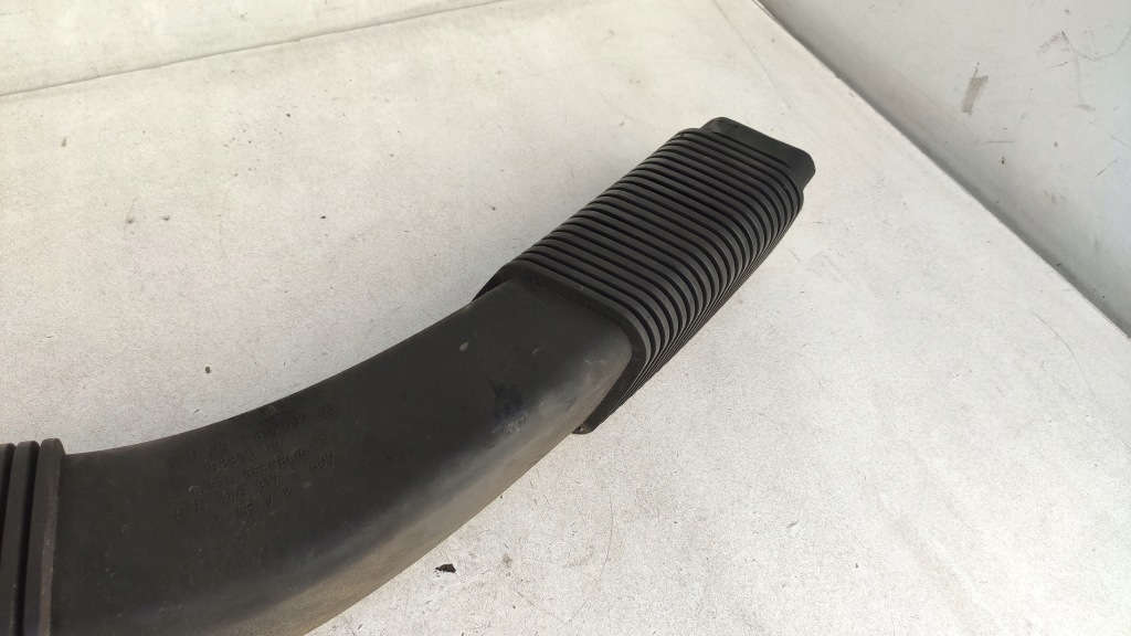 фото №4, Bmw 7 f01 труба повітрозабірник повітря 7811597