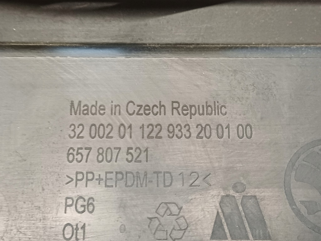 фото №8, Skoda scala 19- спойлер накладка бампера задня 657807521