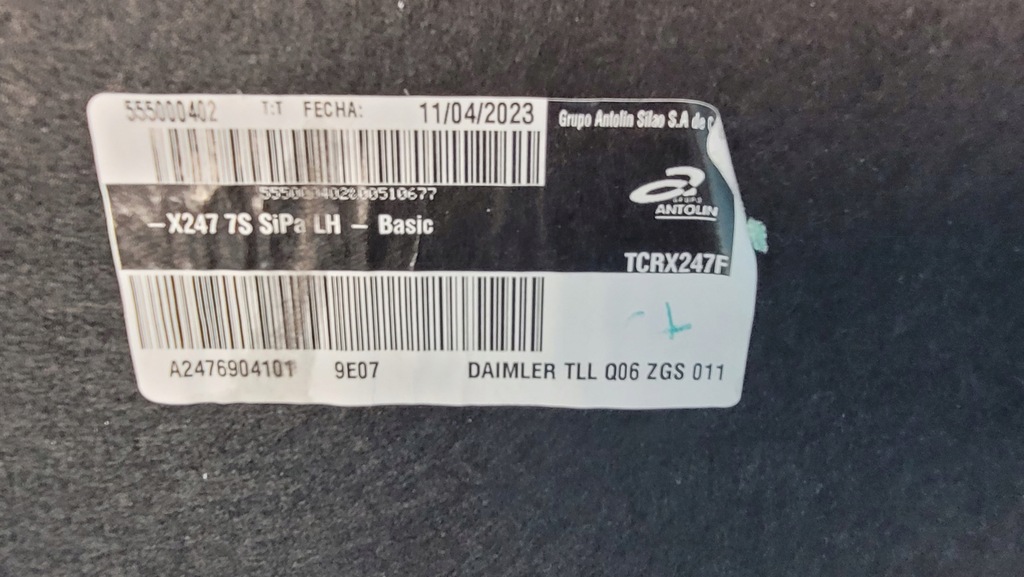 фото №7, Mercedes x247 glb 200 23r обшивка обшивка багажника ліва a2476904101