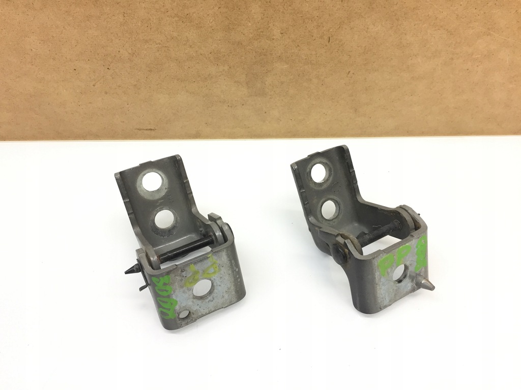 фото №1, Peugeot 2008 lift петля петли дверь правый перед