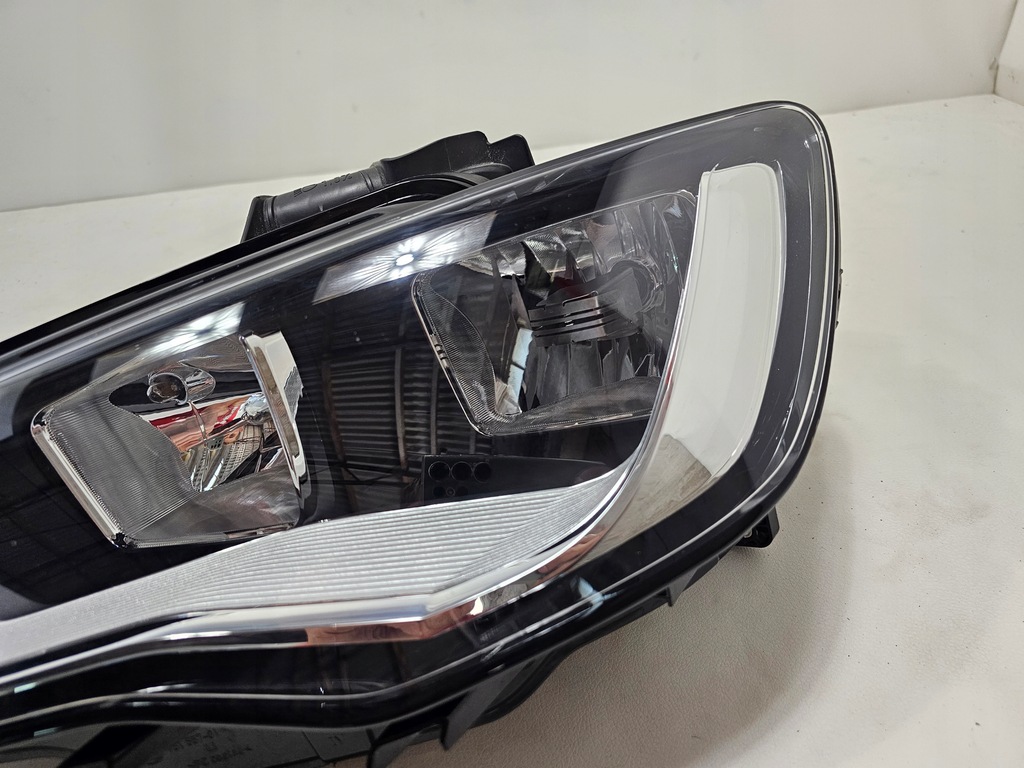 фото №8, Лампа левая перед audi a3 8v 12- обычная