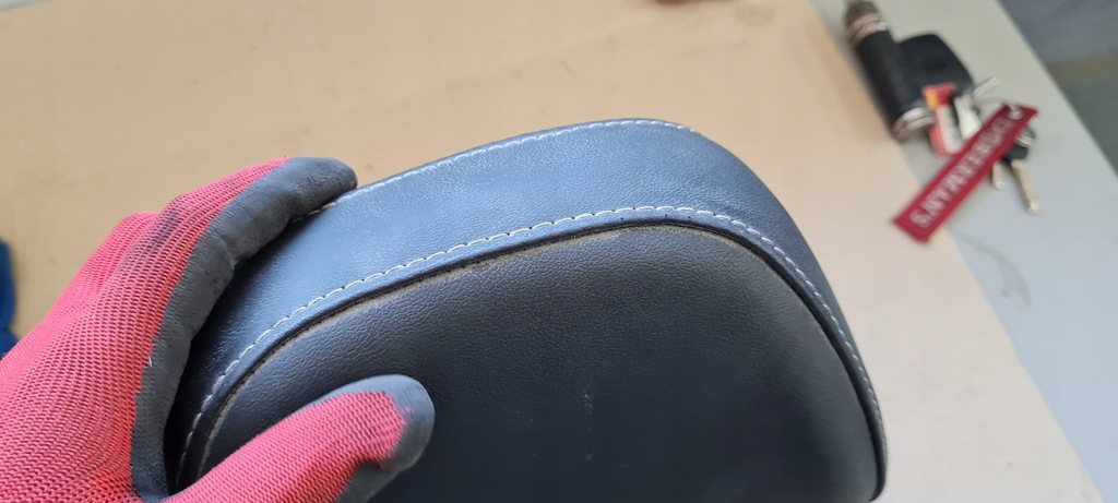 фото №7, A4 b8 s4 подголовник сиденье левый правый перед sline s-line кожа белый nic