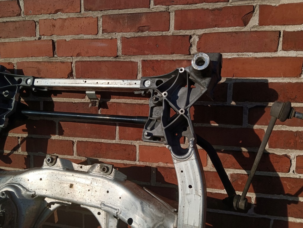 фото №5, Подрамник подрамник bmw 5 f10 f11 f13 3.0d bmw 6 gran coupe f06 640d 6796693