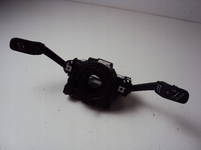 фото №1, Переключатель комбинированный volkswagen оригинальный номер 5q1953569