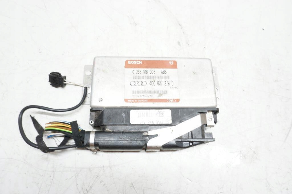 Купить Бортовой компьютер блок управления audi a4 b5 1.8