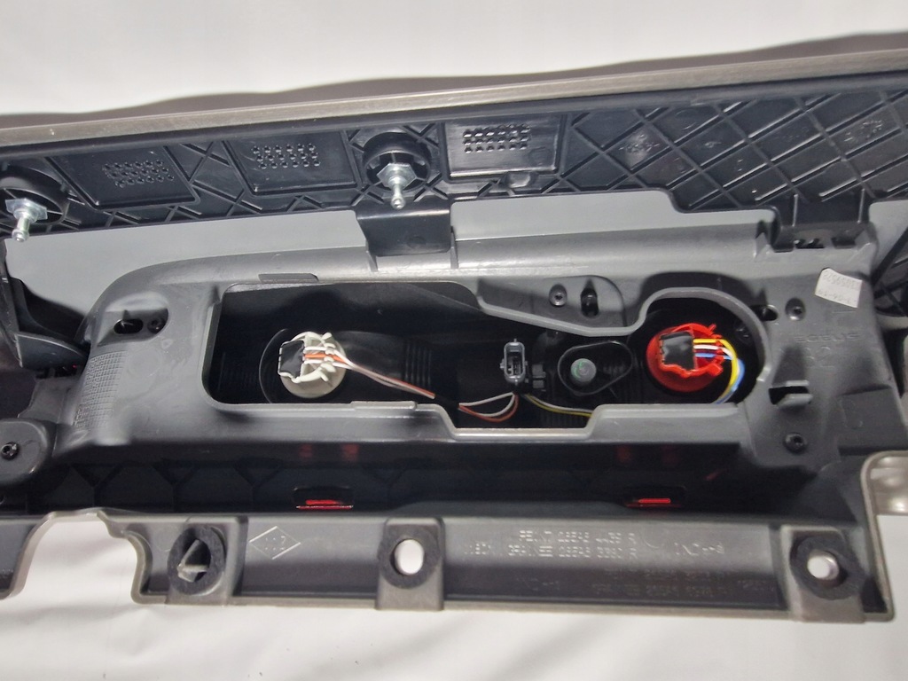 фото №8, Vivaro trafic b 14- лампа задняя задняя 93450971 левая