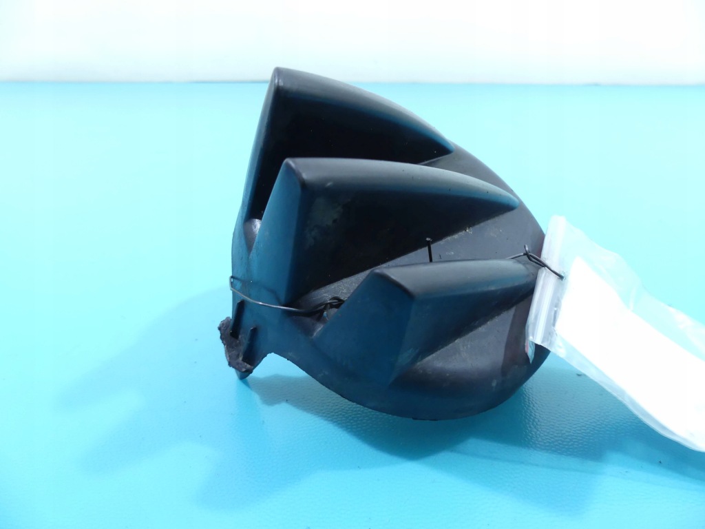 Купить Заглушка решётка бампера левое  перед