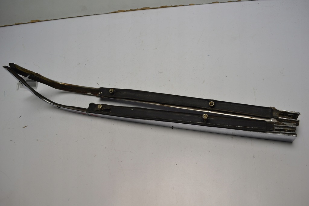 фото №9, Mercedes w116 накладки уголок задняя nad лампы p + l