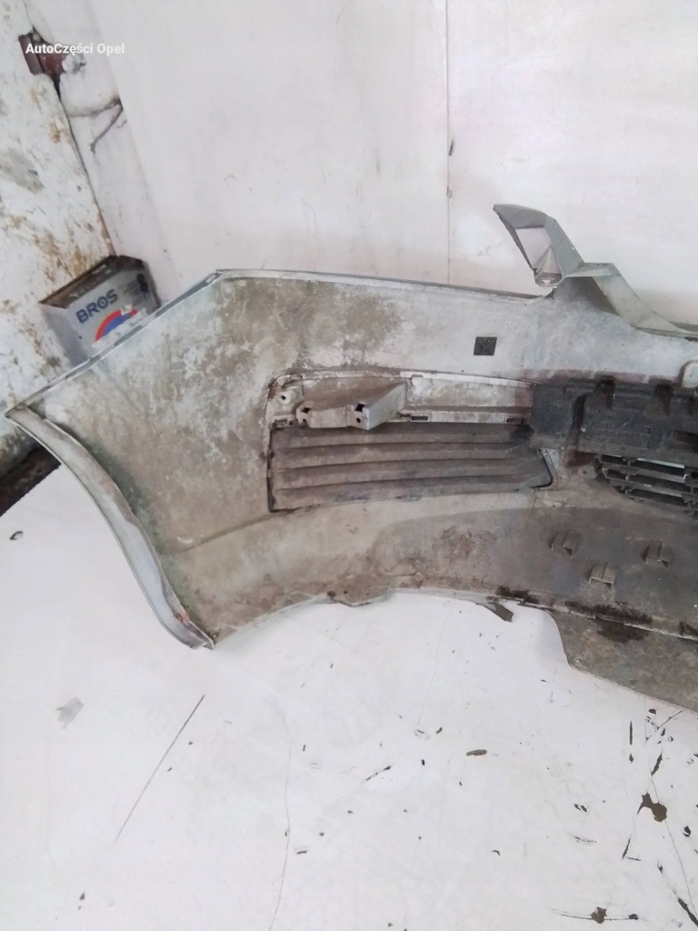 Купити Opel zafira b бампер перед z163