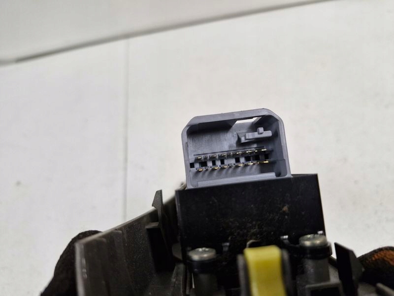 фото №10, Toyota prius 2 ii панель перемикачі вікон дзеркал кнопки лівий перед