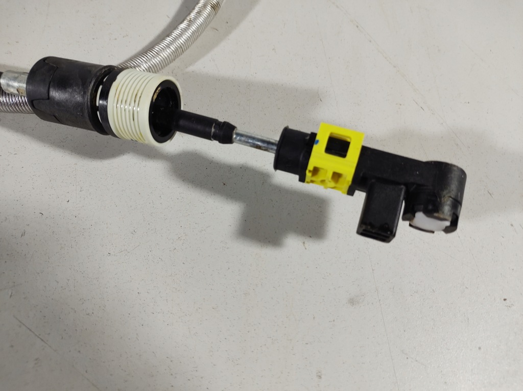 фото №9, Volvo v60 2.0 d4 18r- трос перемикання передач 31492811