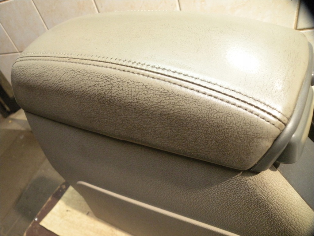 фото №7, Volvo s70 v70 97-00 туннель подлокотник кожа