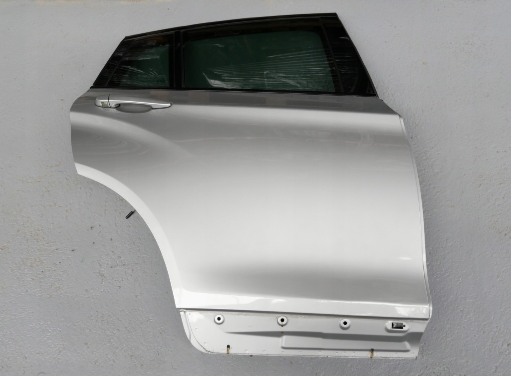 Купити Двері праві праве задній задні bmw x4 f26 a83 glacier silber