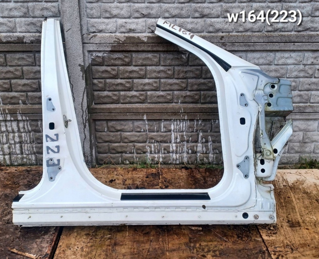 Mercedes ml w164 164 четверть порог лонжерон правая правый  передок  передняя Оригинал