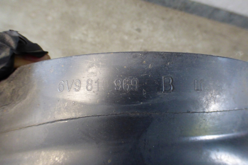 фото №5, Підкрилок праве ліва задня 6v9810969 6v9810970 skoda fabia iii kombi