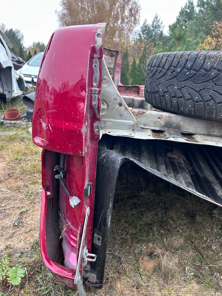 фото №7, Toyota hilux viii 8 кузов задня крила задній правий борт pas задній