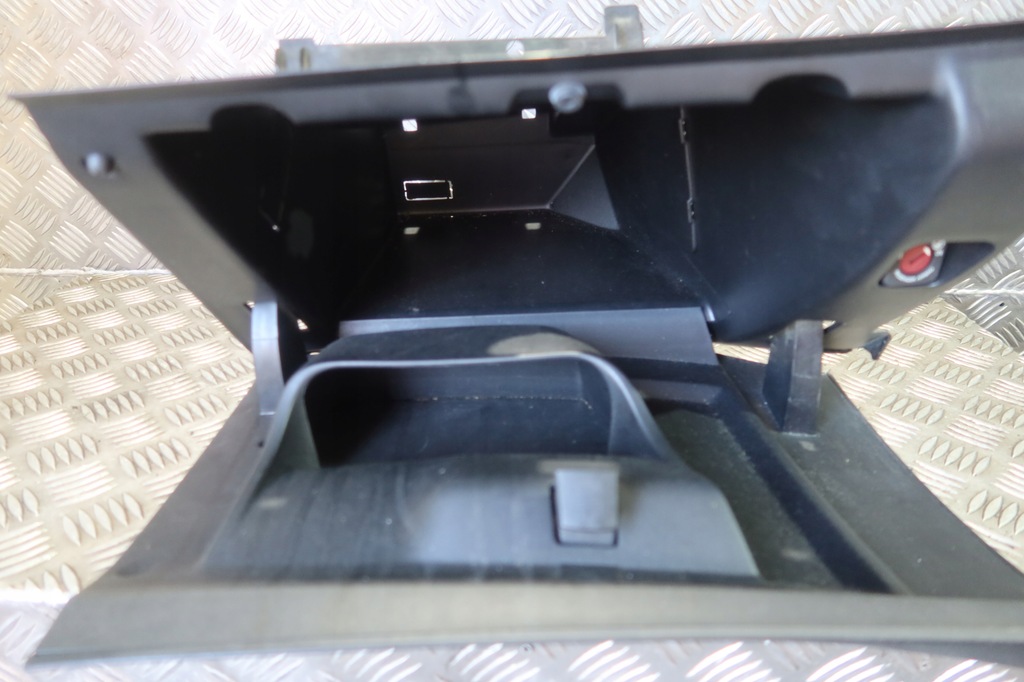 фото №7, Peugeot 208 i бардачок пасажира консолі правий 9673811277