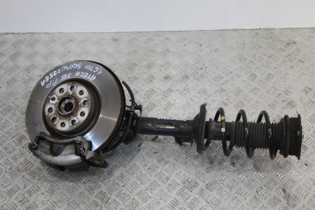 фото №1, Поворотный кулак амортизационная стойка правый перед seat ateca 575 576