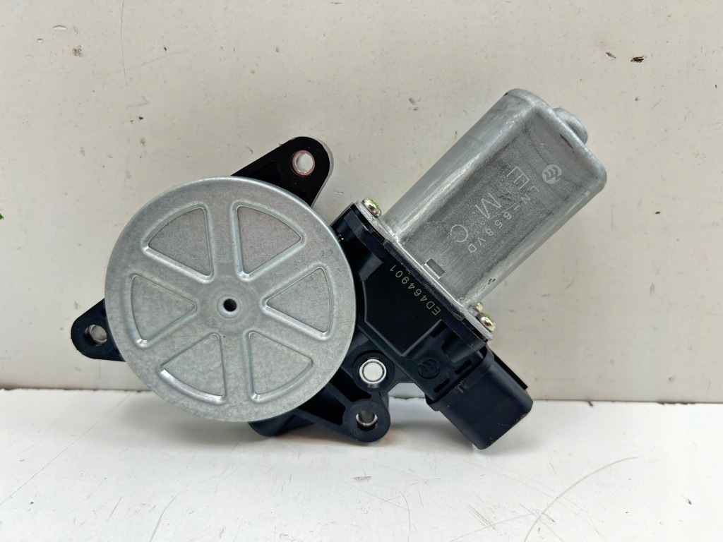 фото №1, 2014 tesla model s моторчик люк ed464901