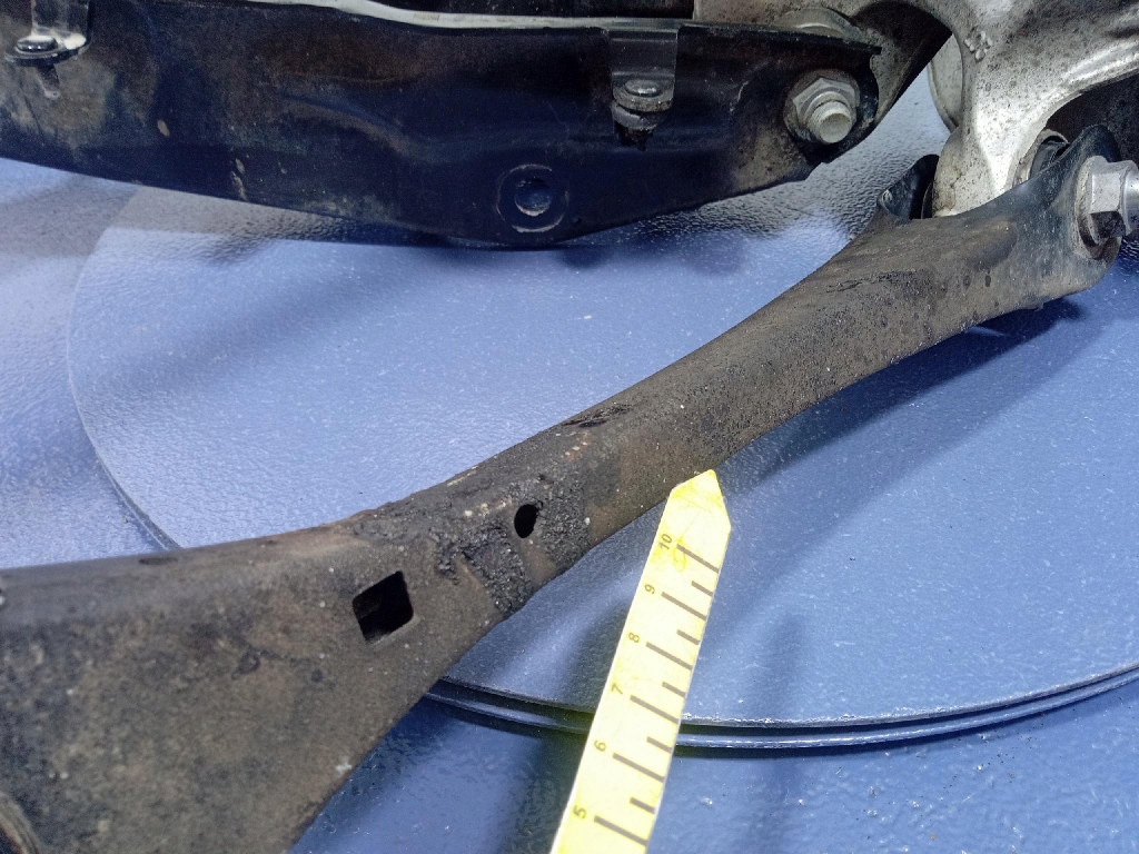 фото №6, Bmw ix i20 поворотний кулак задня ліва задня ступиця важелі 6890577