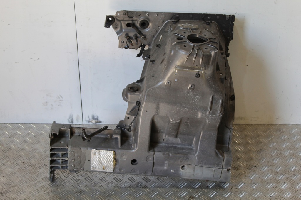 фото №1, Чверть правий перед range rover sport ii l494