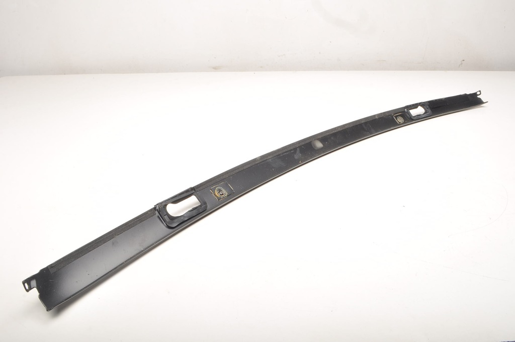 фото №9, Aston martin vantage roadster 4.7 молдинг