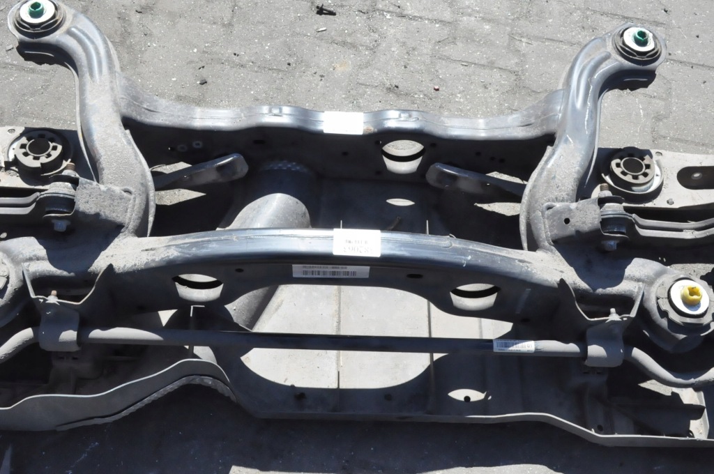 Mercedes cla w118 sedan 1.3 16v 136km підвіска балка задній 1183504100 Недорого