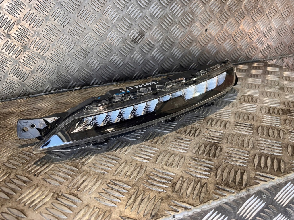 Купить Фара led drl поворотник citroen c4 picasso 2 9822653280 exclusive