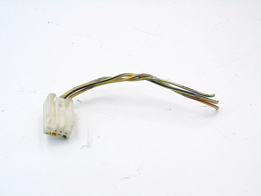 фото №1, Штекер колодка toyota avensis t25 coroll yaris verso rav 4 celica